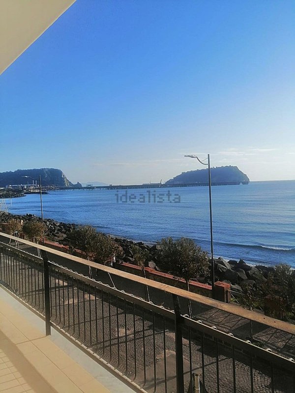 appartamento in affitto a Pozzuoli