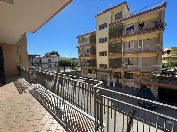 appartamento in affitto a Pozzuoli in zona Solfatara