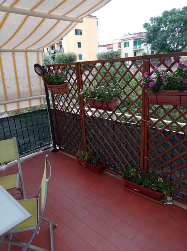 appartamento in affitto a Pozzuoli in zona Solfatara