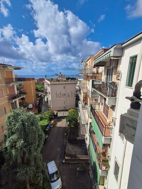 appartamento in affitto a Pozzuoli