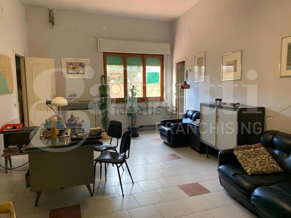 ufficio in affitto a Pozzuoli