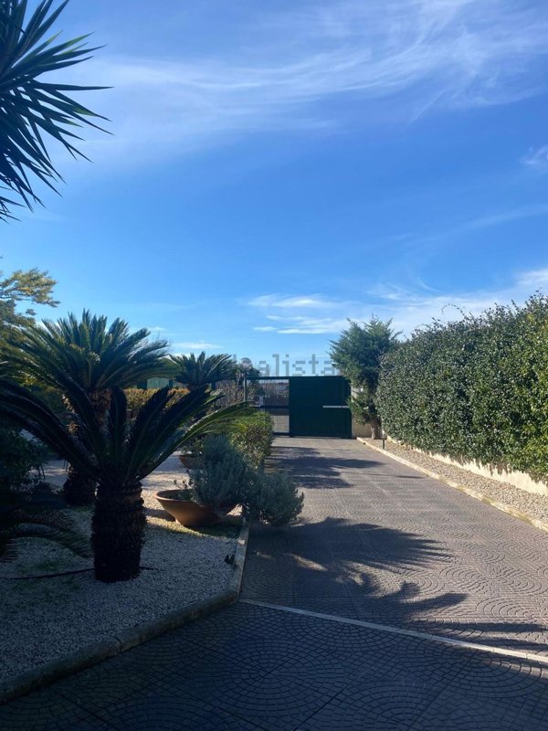 casa indipendente in affitto a Pozzuoli