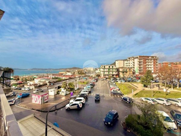 appartamento in affitto a Pozzuoli