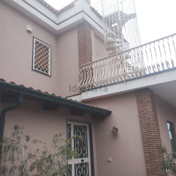 casa indipendente in affitto a Pozzuoli