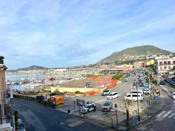 appartamento in affitto a Pozzuoli