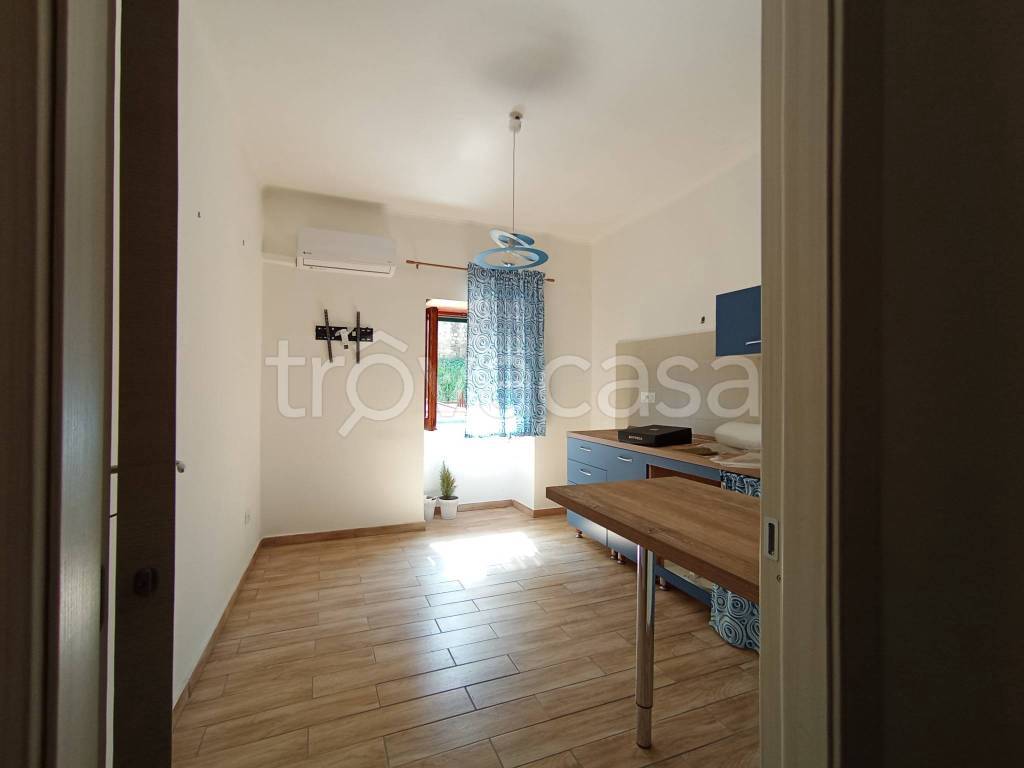 appartamento in affitto a Pozzuoli