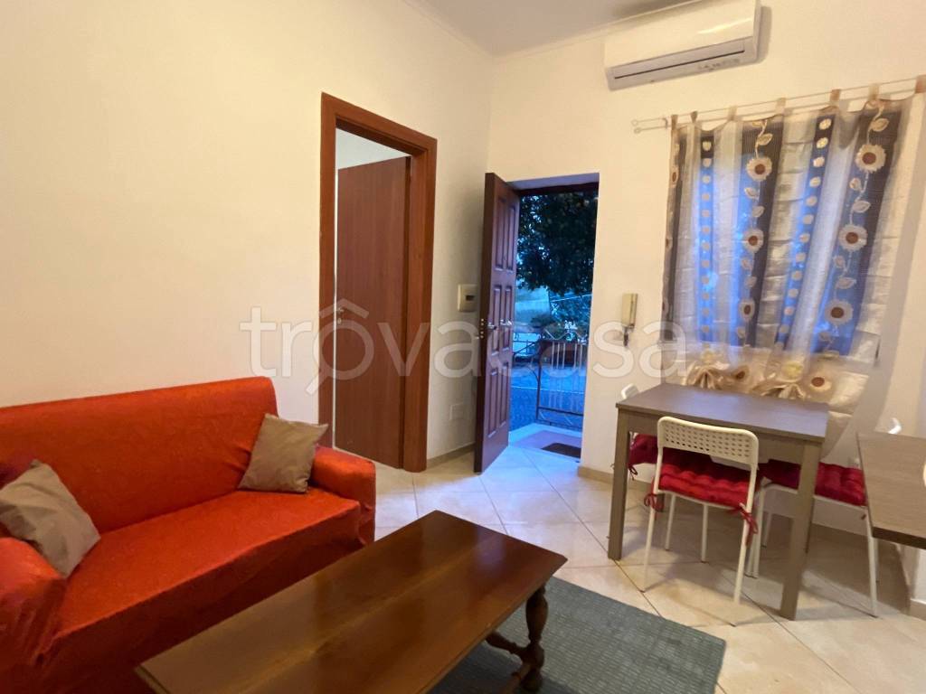 appartamento in affitto a Pozzuoli