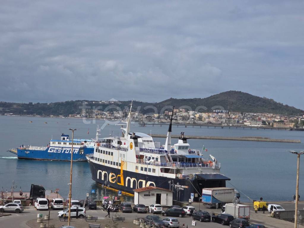 appartamento in affitto a Pozzuoli
