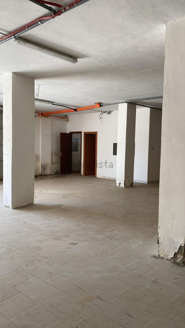 ufficio in affitto a Pozzuoli in zona Monterusciello