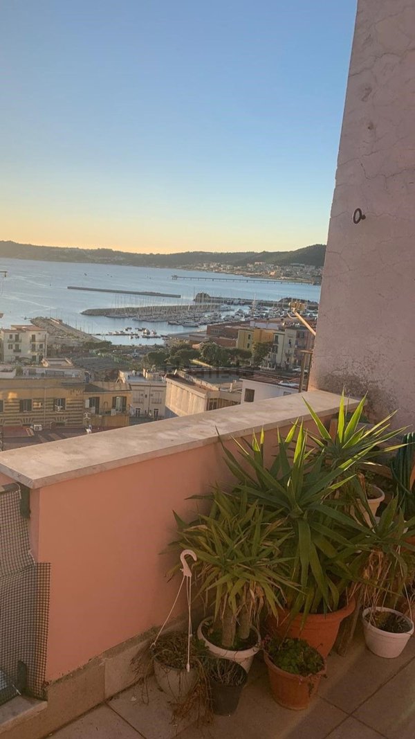 appartamento in affitto a Pozzuoli