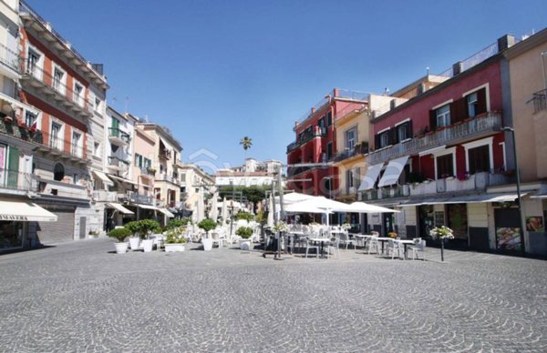 appartamento in affitto a Pozzuoli