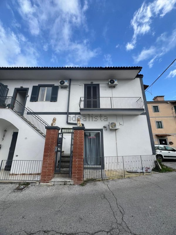 ufficio in affitto a Pozzuoli