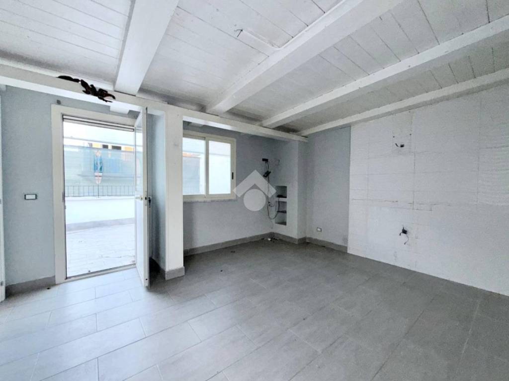 appartamento in affitto a Pozzuoli