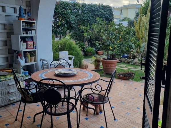 appartamento in affitto a Pozzuoli in zona Arco Felice