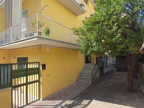 appartamento in affitto a Pozzuoli