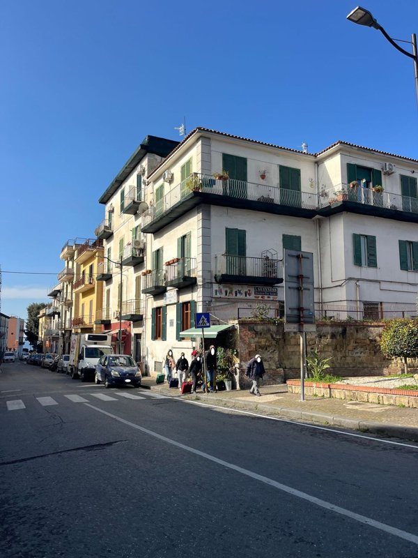 appartamento in affitto a Pozzuoli