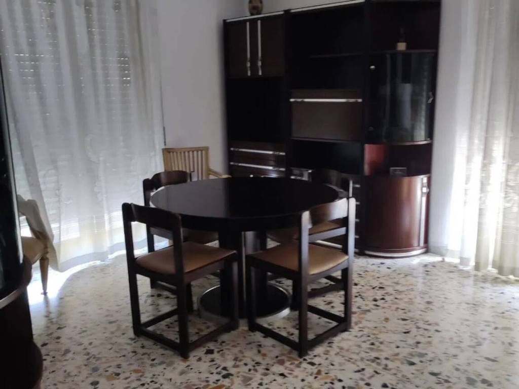 appartamento in affitto a Pozzuoli