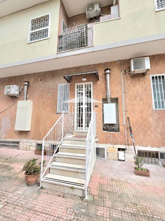 appartamento in affitto a Pozzuoli in zona Lucrino