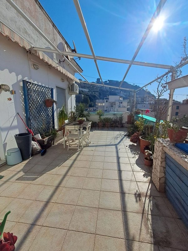 appartamento in affitto a Pozzuoli