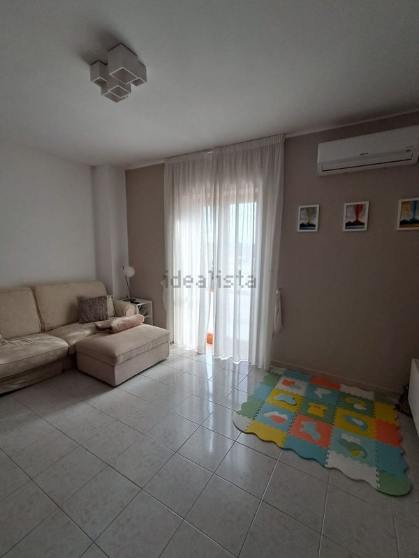 appartamento in affitto a Pozzuoli