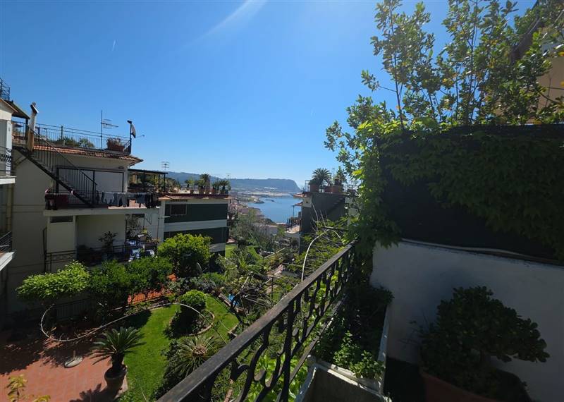 appartamento in affitto a Pozzuoli