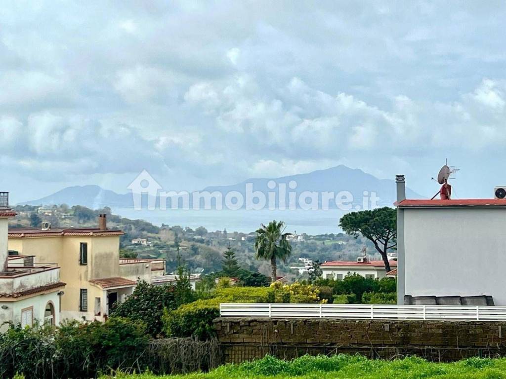 appartamento in affitto a Pozzuoli in zona Monterusciello