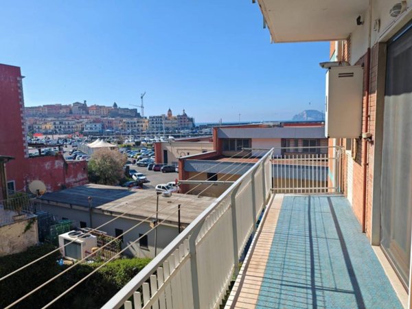appartamento in affitto a Pozzuoli