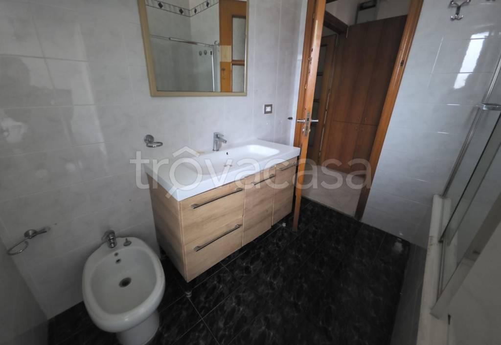 appartamento in affitto a Pozzuoli in zona Monterusciello