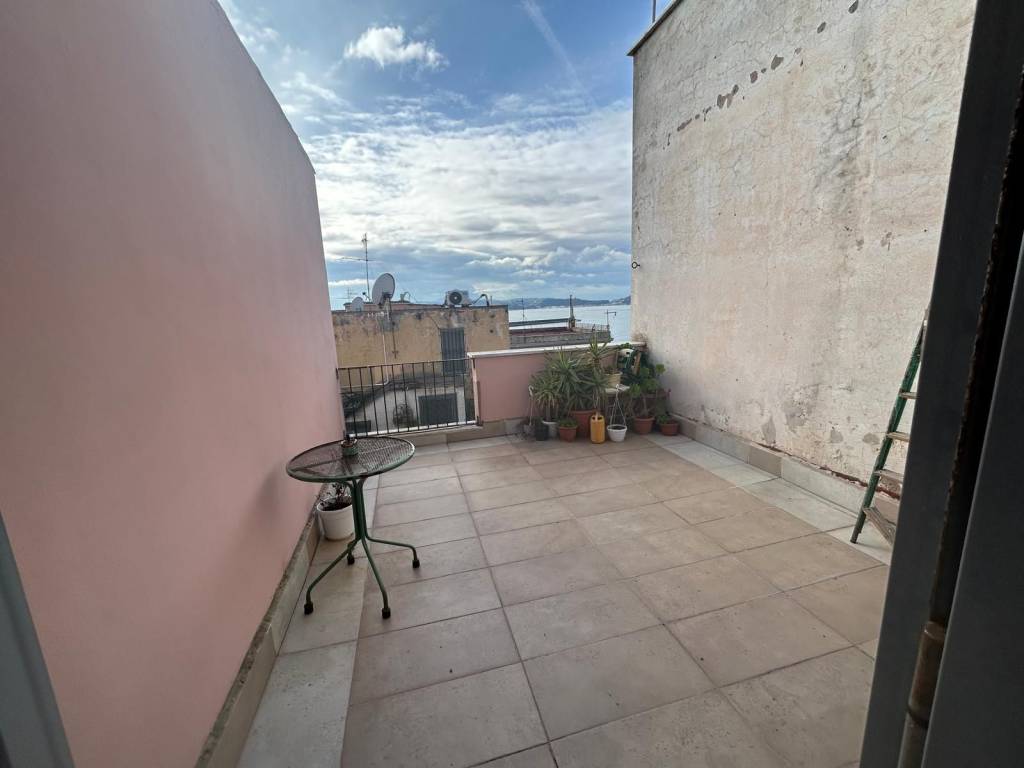 appartamento in affitto a Pozzuoli