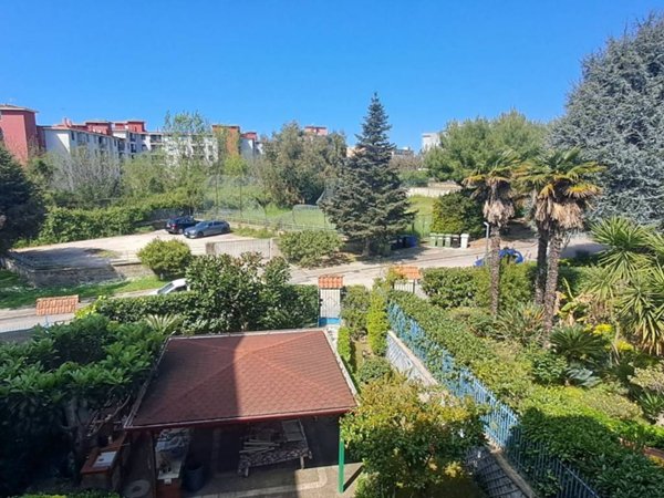 appartamento in affitto a Pozzuoli in zona Monterusciello