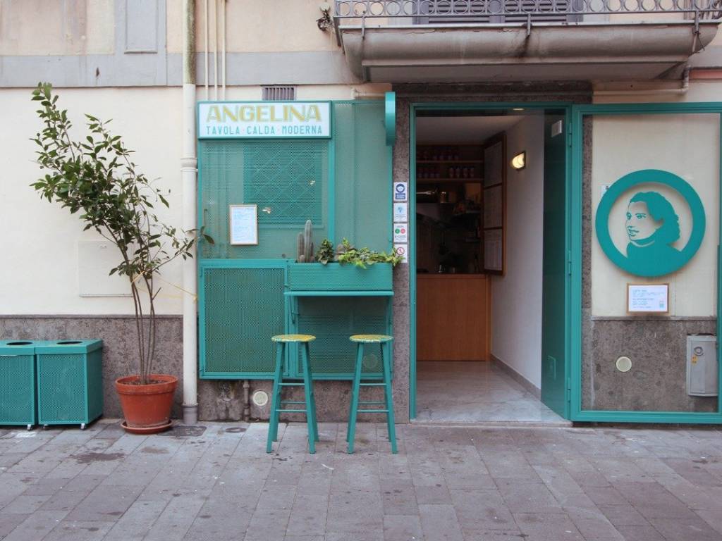 negozio in affitto a Pozzuoli