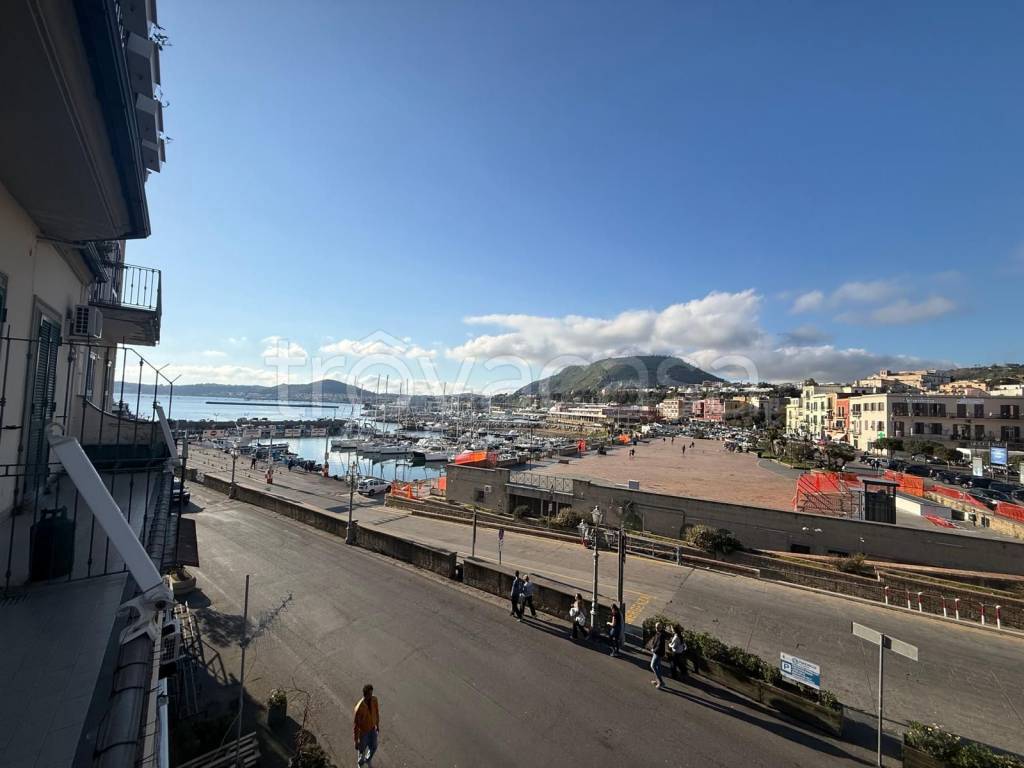 appartamento in affitto a Pozzuoli