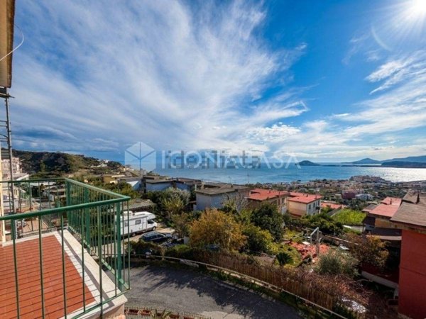 appartamento in affitto a Pozzuoli