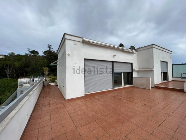 appartamento in affitto a Pozzuoli