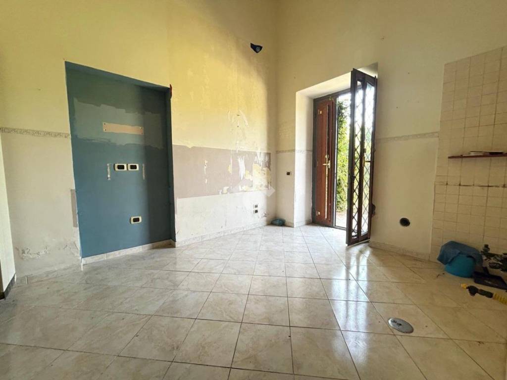 appartamento in affitto a Pozzuoli