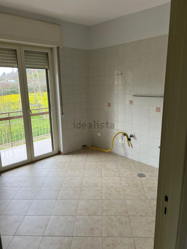 appartamento in affitto a Pozzuoli