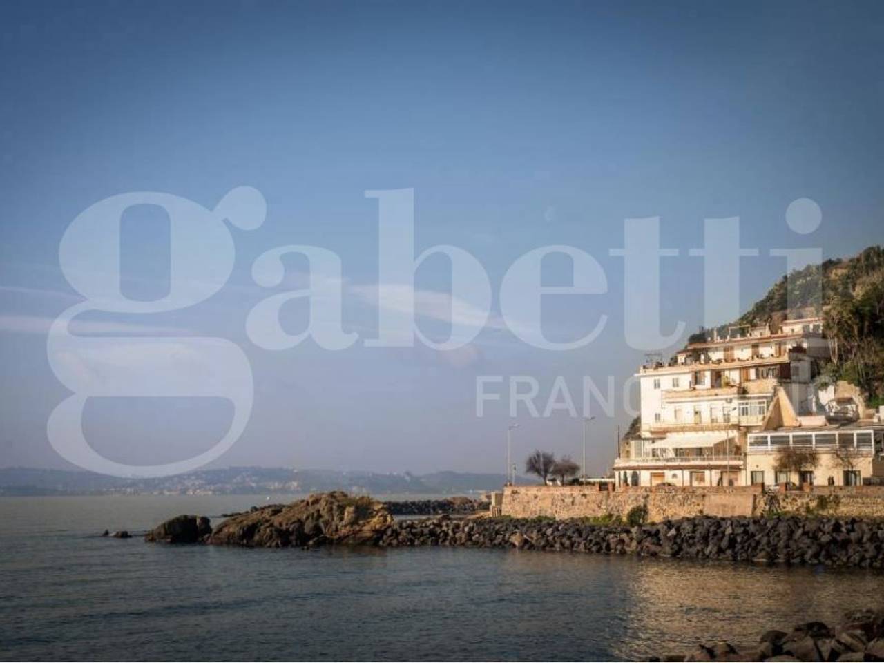 appartamento in affitto a Pozzuoli