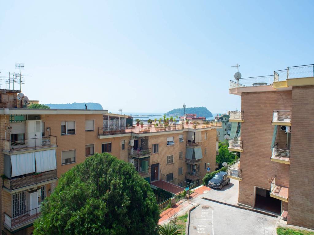 appartamento in affitto a Pozzuoli