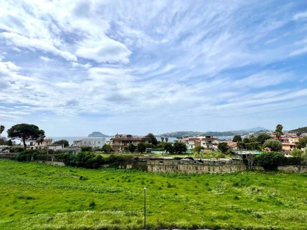 appartamento in affitto a Pozzuoli