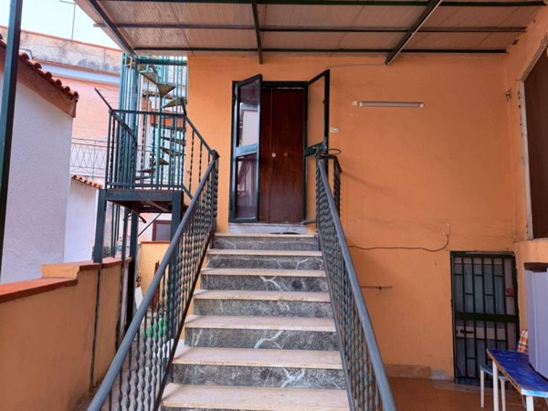 appartamento in affitto a Pozzuoli