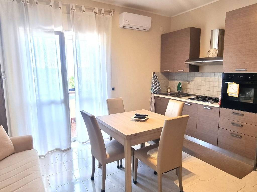 appartamento in affitto a Pozzuoli
