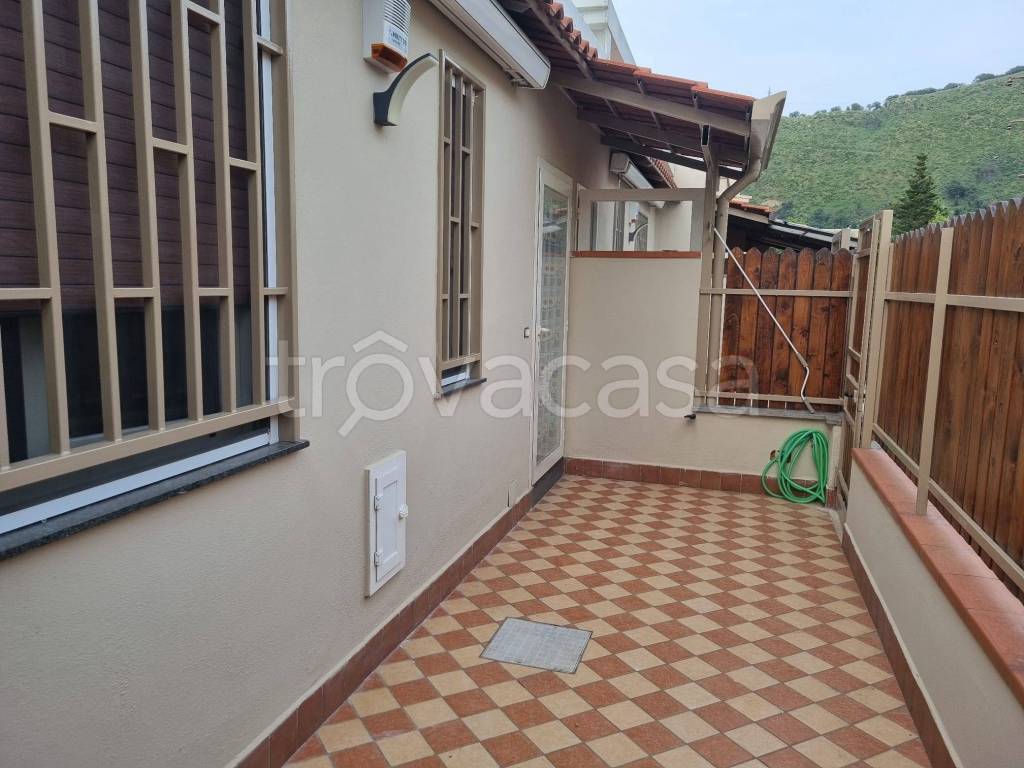 appartamento in affitto a Pozzuoli in zona Arco Felice
