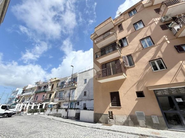 appartamento in affitto a Pozzuoli
