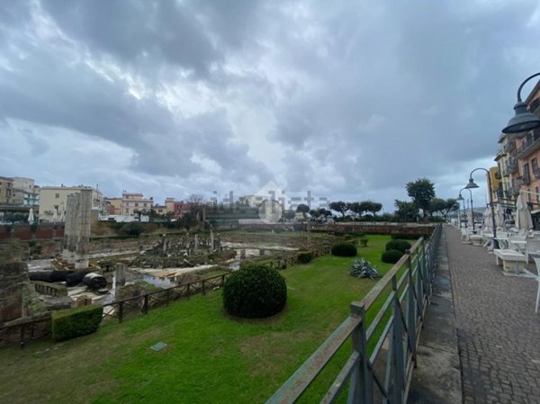 ufficio in affitto a Pozzuoli