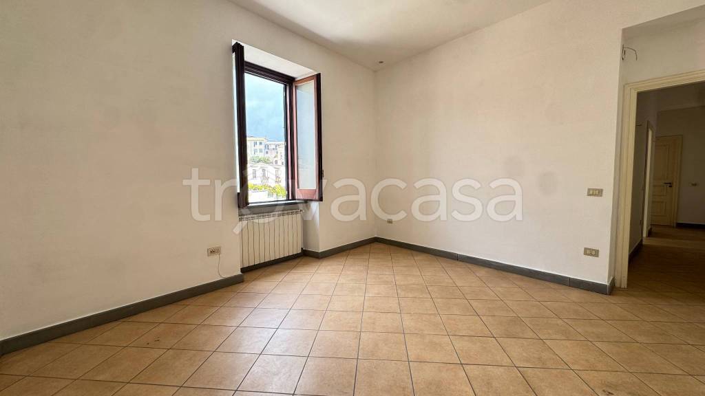 appartamento in affitto a Pozzuoli