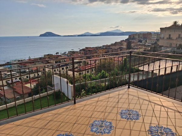 appartamento in affitto a Pozzuoli