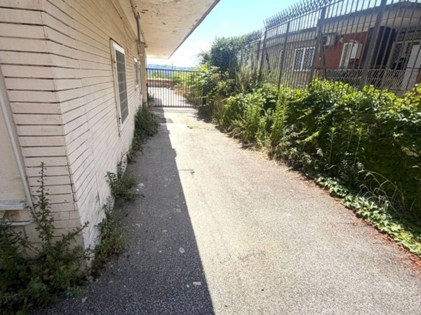 appartamento in affitto a Pozzuoli