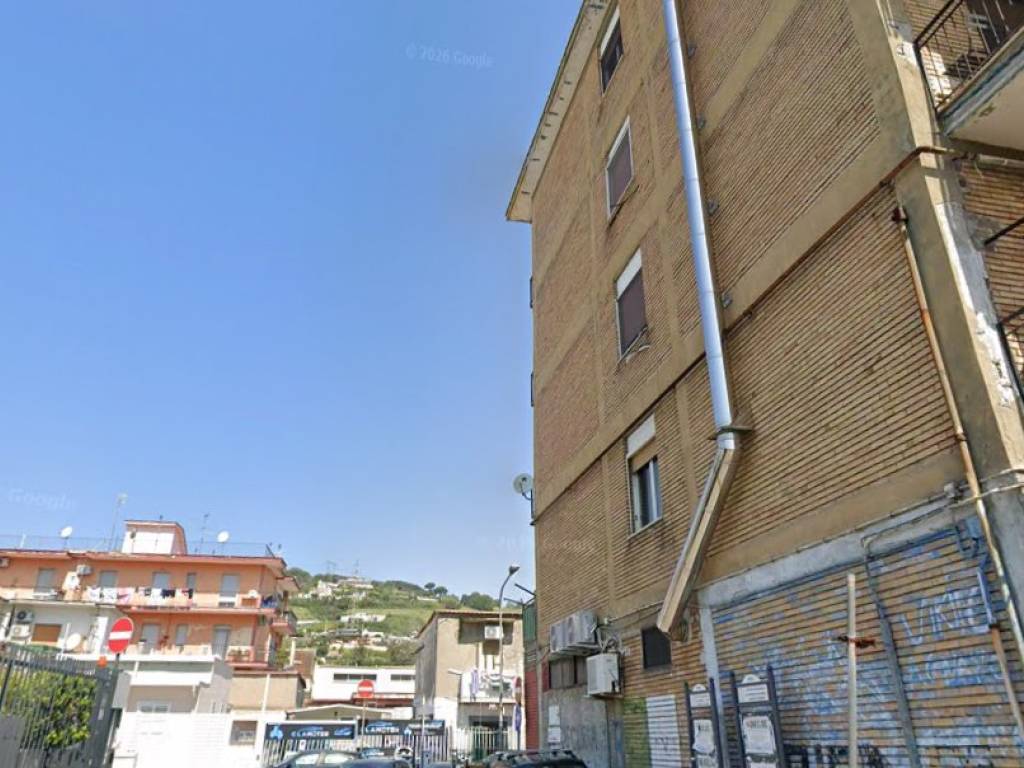appartamento in affitto a Pozzuoli in zona Pisciarelli