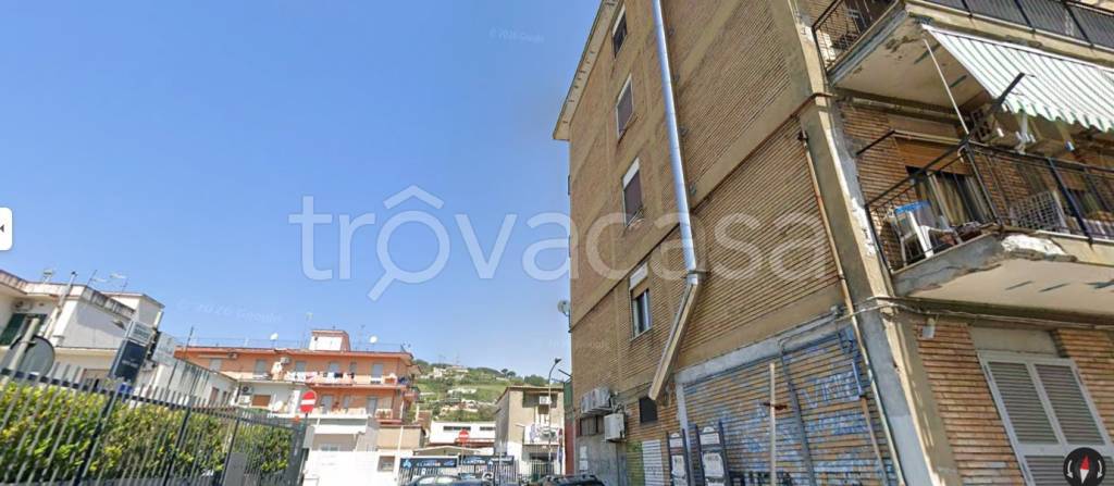appartamento in affitto a Pozzuoli in zona Pisciarelli