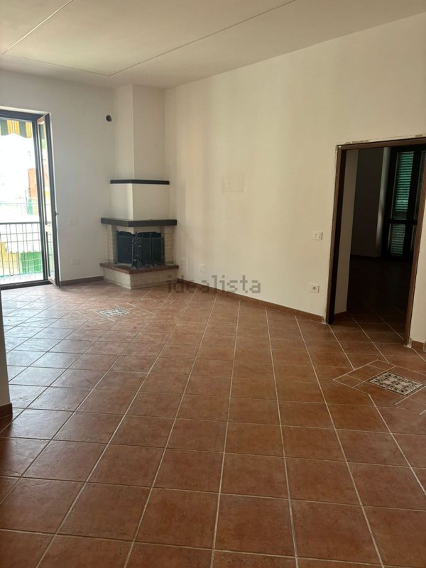 appartamento in affitto a Pozzuoli